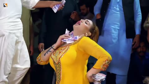 Remall Ali shah hot performance saraiki song dance mujra