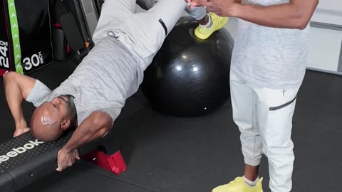 ALPHA HIP THRUST WITH BALL