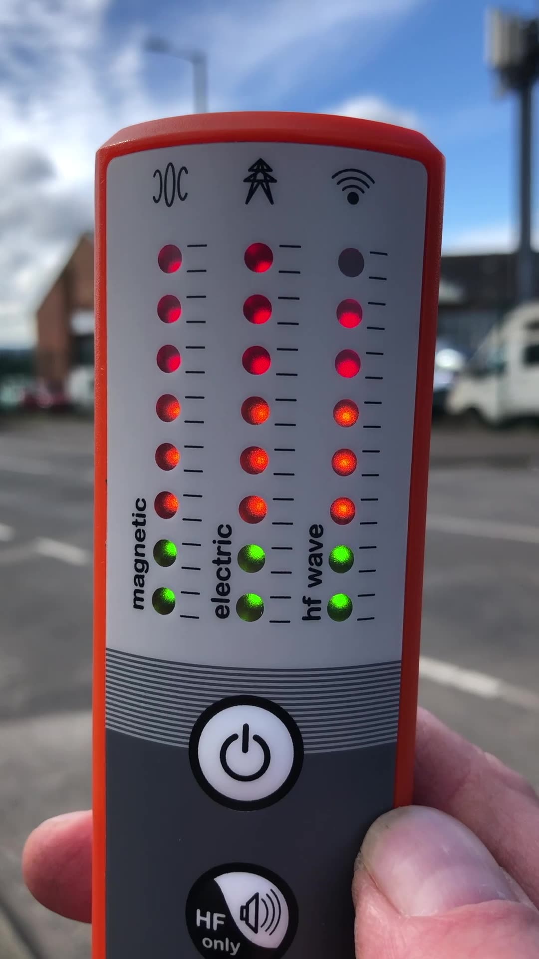 2G 3G 4G 4G+ & 5G mast array. Torrens Drive/Oldpark Road Belfast 15/04/2025