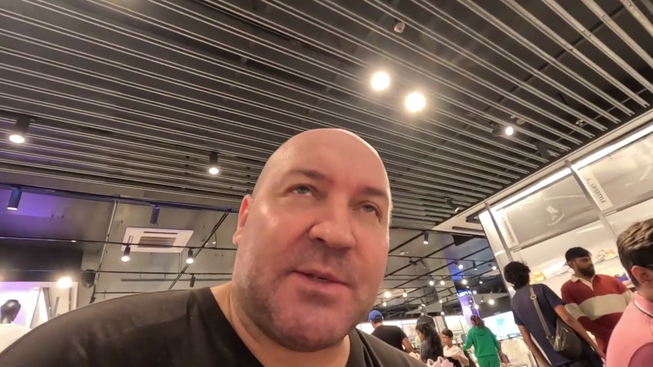 I Bought Some Gore-tex Nike Shoes in Mumbai