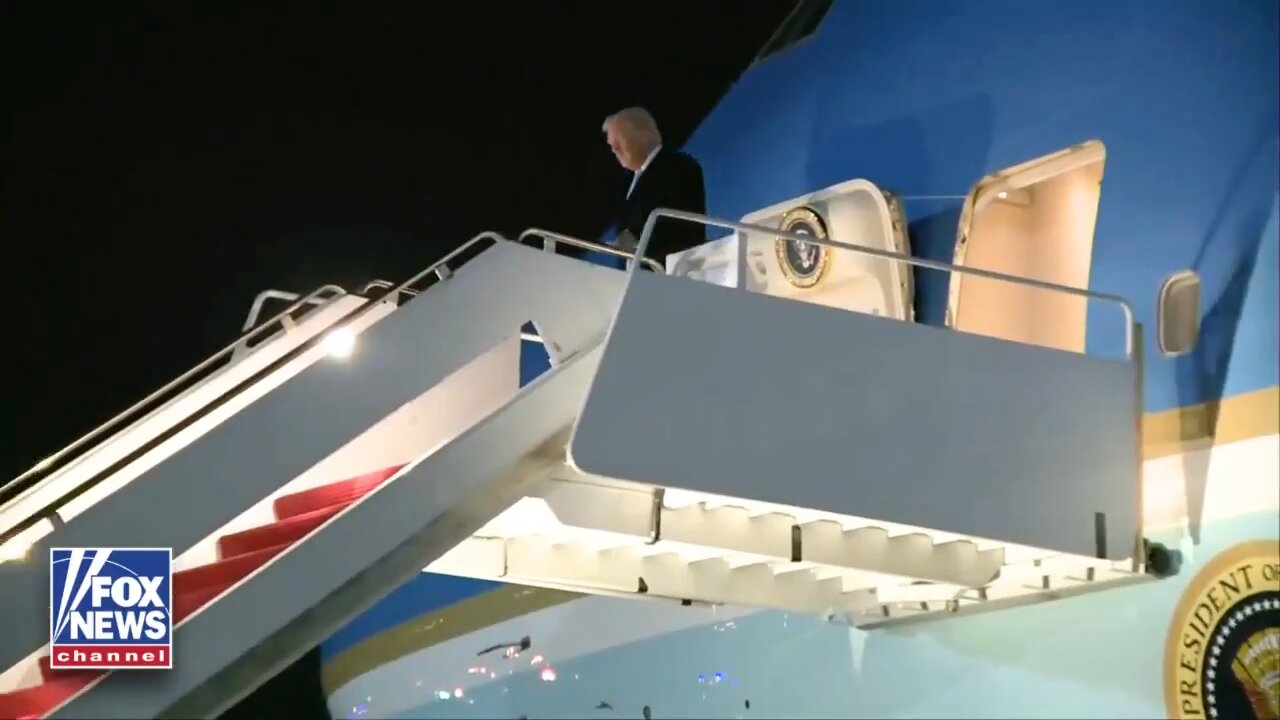 TRUMP DEPARTS AF1 AT JBA RETURNING TO WHITEHOUSE NOV 16