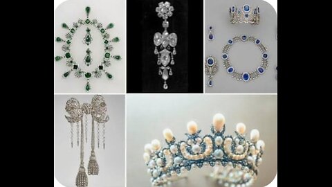 LOUVRE MUSEUM WAS R0BBED IN BROAD DAYLIGHT OUR AFRICAN ANCESTORS CAME TOO COLLECT DESTROY TAKE IT💪🏾🔵