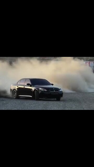BMW E60 ///M5 drifting