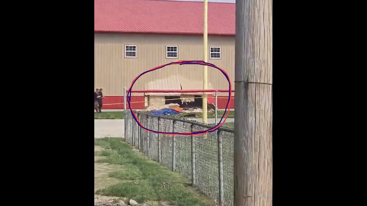 VEHICLE PLOUGH INTO CHRISTIAN DAYCARE🏠🛻IN CHATHAM ILLINOIS🏠🛻🚔🚑🚒💫