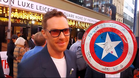 BENEDICT CUMBERBATCH ⭐ Dr Strange ✨ signs Captain America ❤️🤍💙 SHIELD for Children's Hosp charity