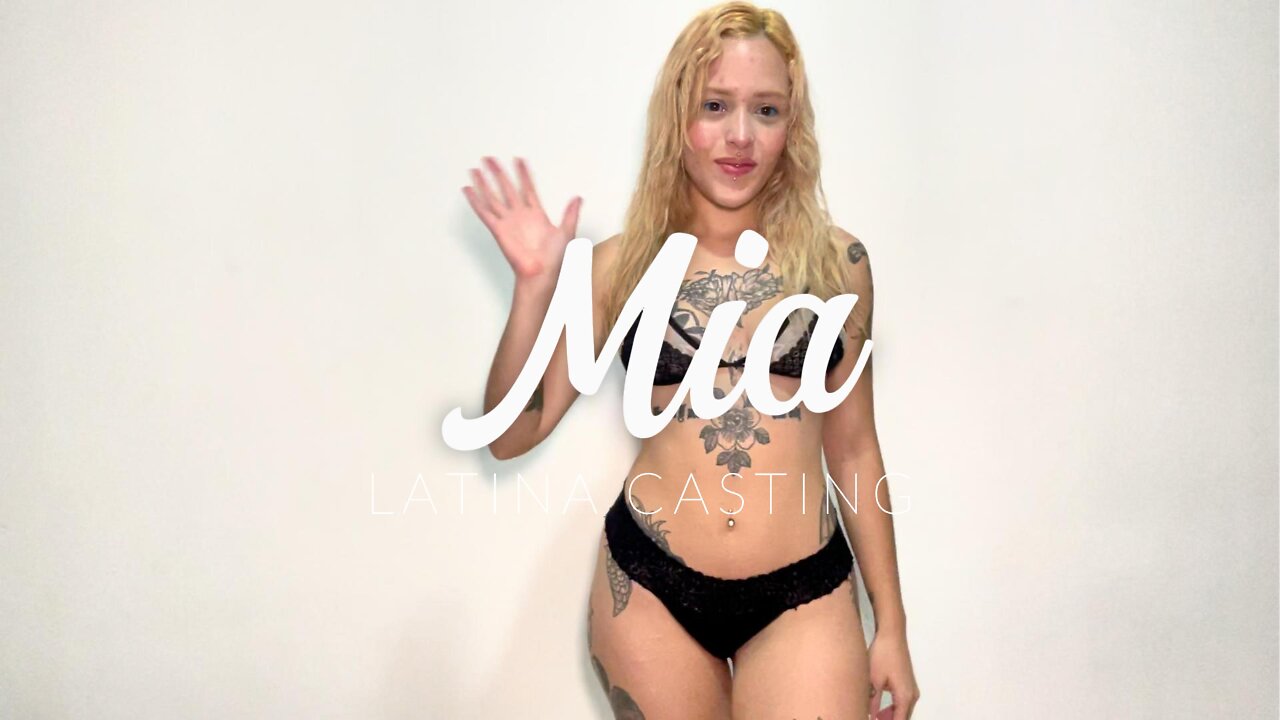 Mia Answering Questions | Latina Casting