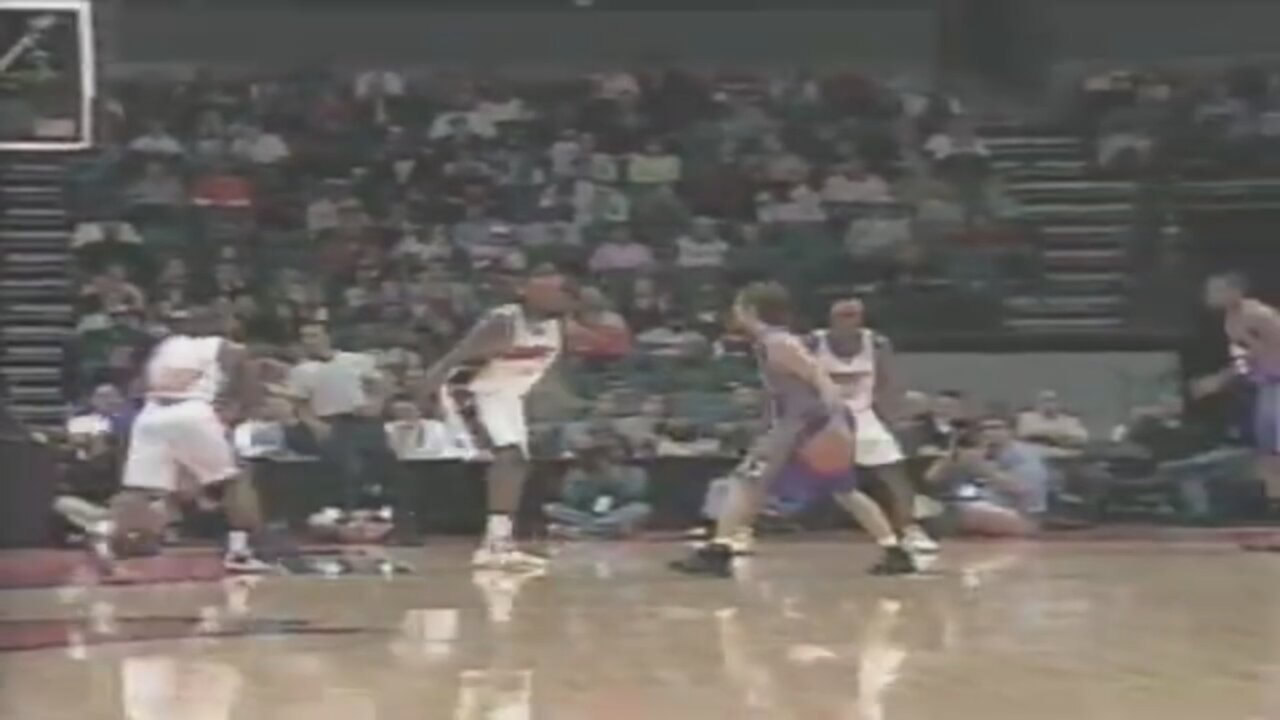 Steve Nash 24 Points 13 Ast 4 Stl @ Bobcats, 2005-06.