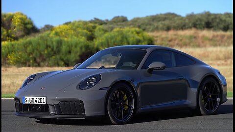 New Porsche 911 Carrera GTS T-Hybrid