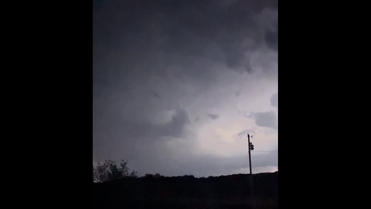 Thunder storm rolling in