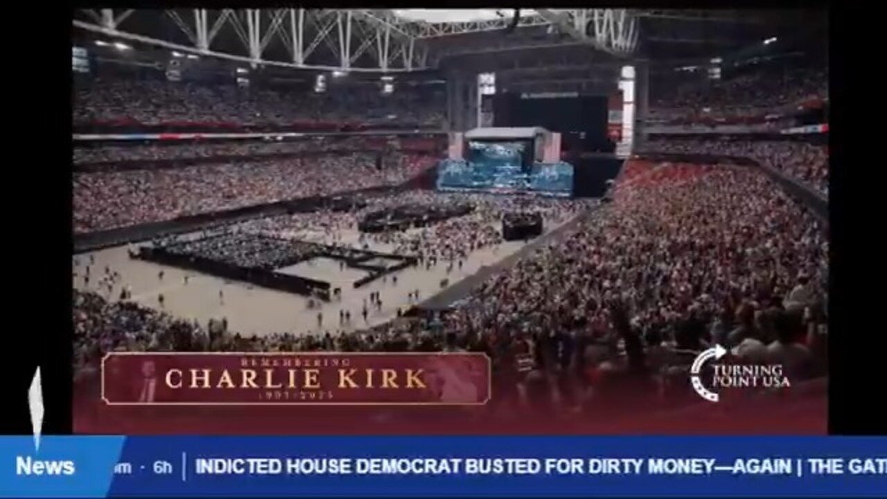 🙏🎶Thousands Join in Beautiful Harmony Singing Hallelujah at Charlie Kirk's Memorial♥️