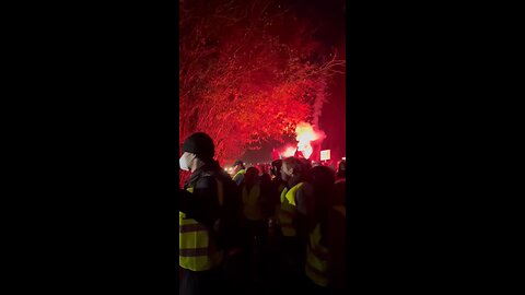 🚩🇩🇪 More videos of the ANTIFA thugs in Giessen.