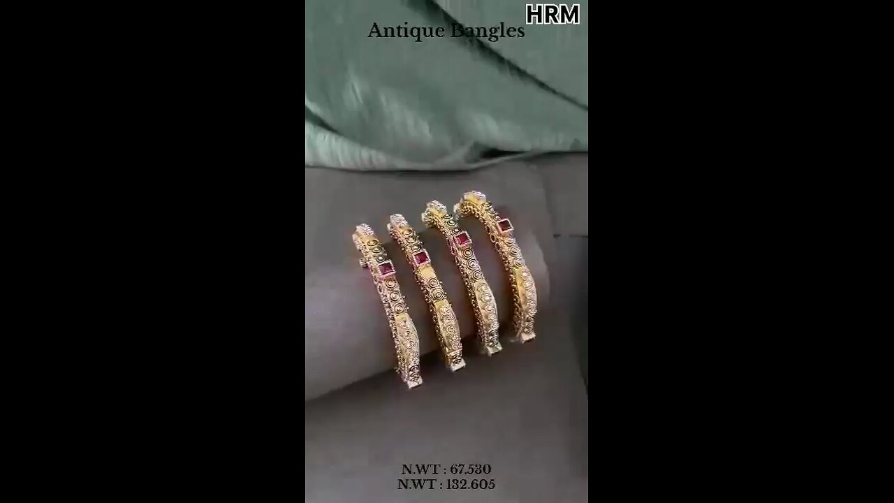 HRM Antique bangles