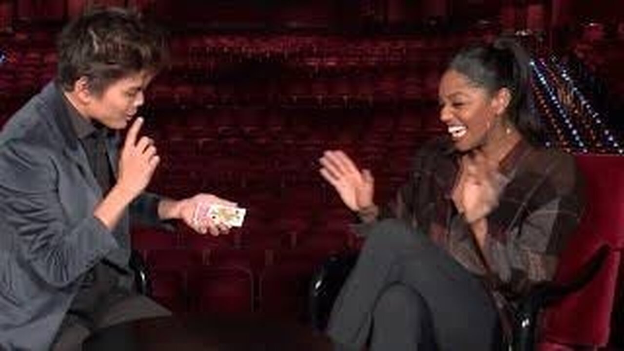 AGT' Magician Shin Lim Blows Kelly Clarkson's Mind With Crazy Card Trick