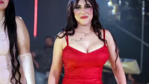 انظر إلى زيها، أروع رقصة للبنات - كنت أؤدي من أجل رقصات الرفاهية 2025