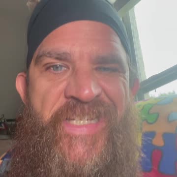 Door knock #DoorKnock #TadpoleTriplett #Comedian #Comedy