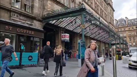 Glasgow: 60 Seconds facing Glasgow Central Station on Gordon Street
