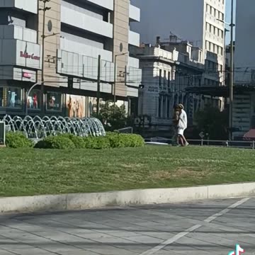 Ομόνοια γεμάτη Λαθρομετανάστες