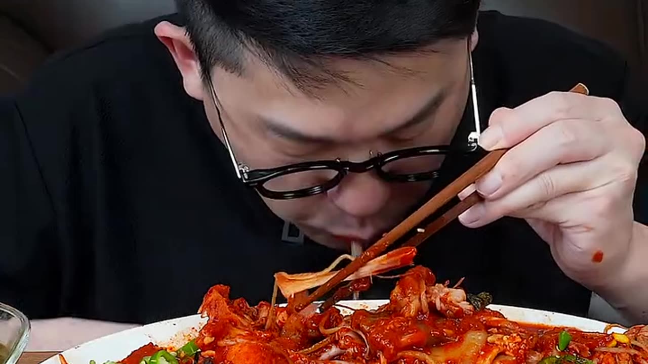 ASMR MUKBANG FOOD EATING