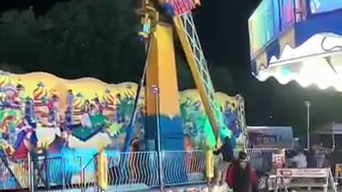 🎡😱 When Fun Turns Into Fear 😱🎡