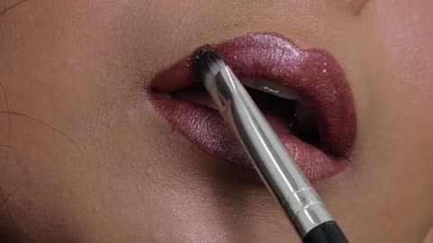 creating glam nude lipstick look for brown skin #lipsticktutorial #lipsticktrends #makeuptalks