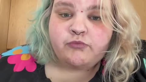 Woman says it’s “time to flip some f*cking tables” when SNAP benefits go away