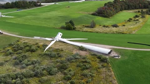 🤯✨ Watch Massive Wind Turbines Explode! | FeedMyCuriosity