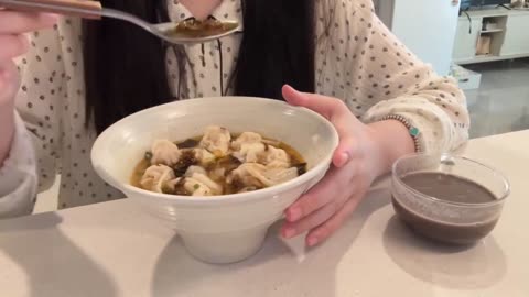 VLOG｜Soft Weekend Life | Lychee Syrup, Fried Chicken & Graduation Shopping🍗🎓