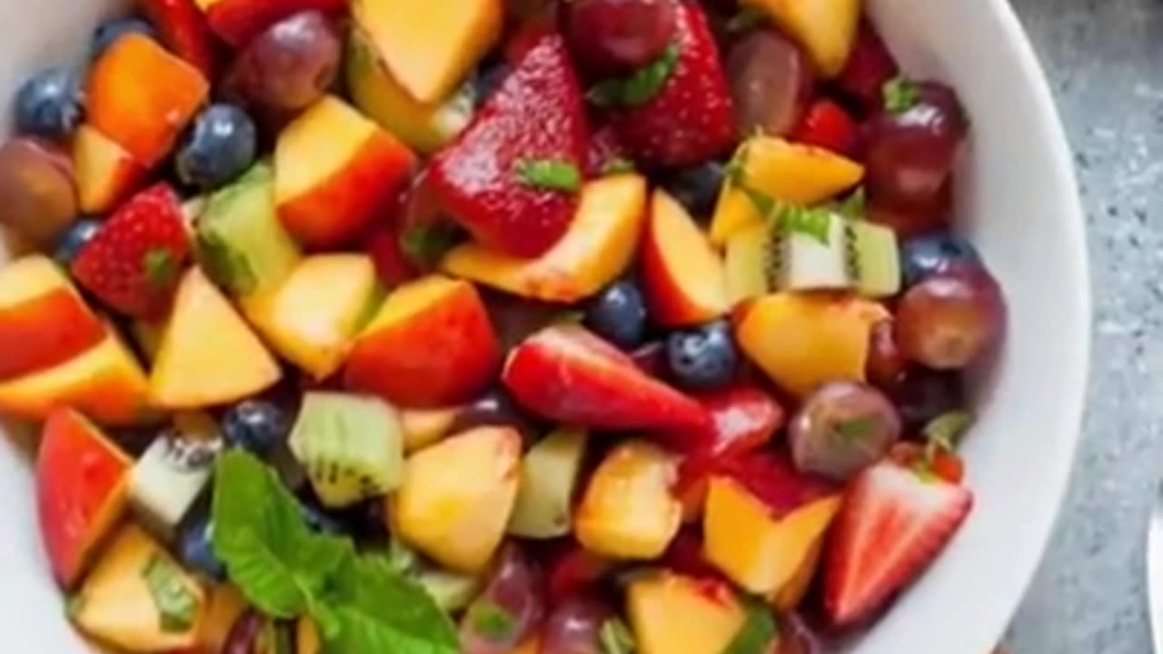 Two benefits of eating fruit chaat