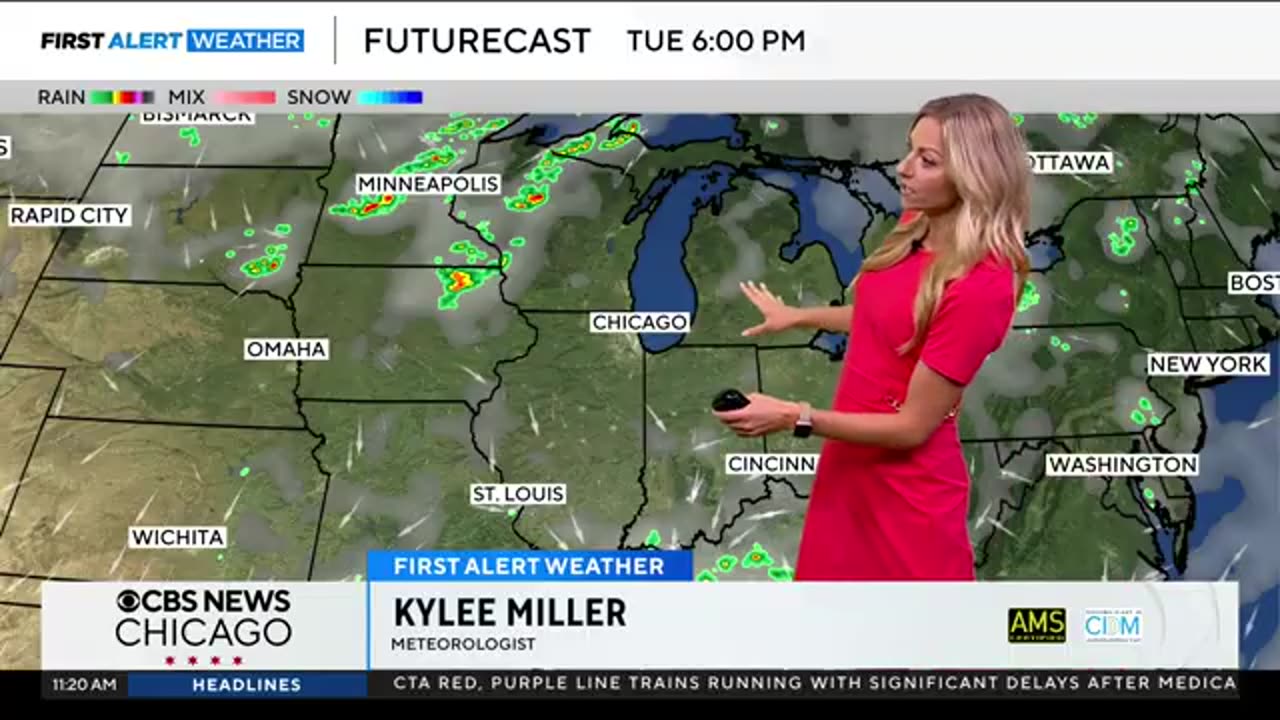 Chicago Weather: Warm, sunny Tuesday