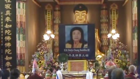 顶礼南无第三世多杰羌佛！如来正法耀娑婆