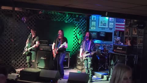 Christian shields ( live)
