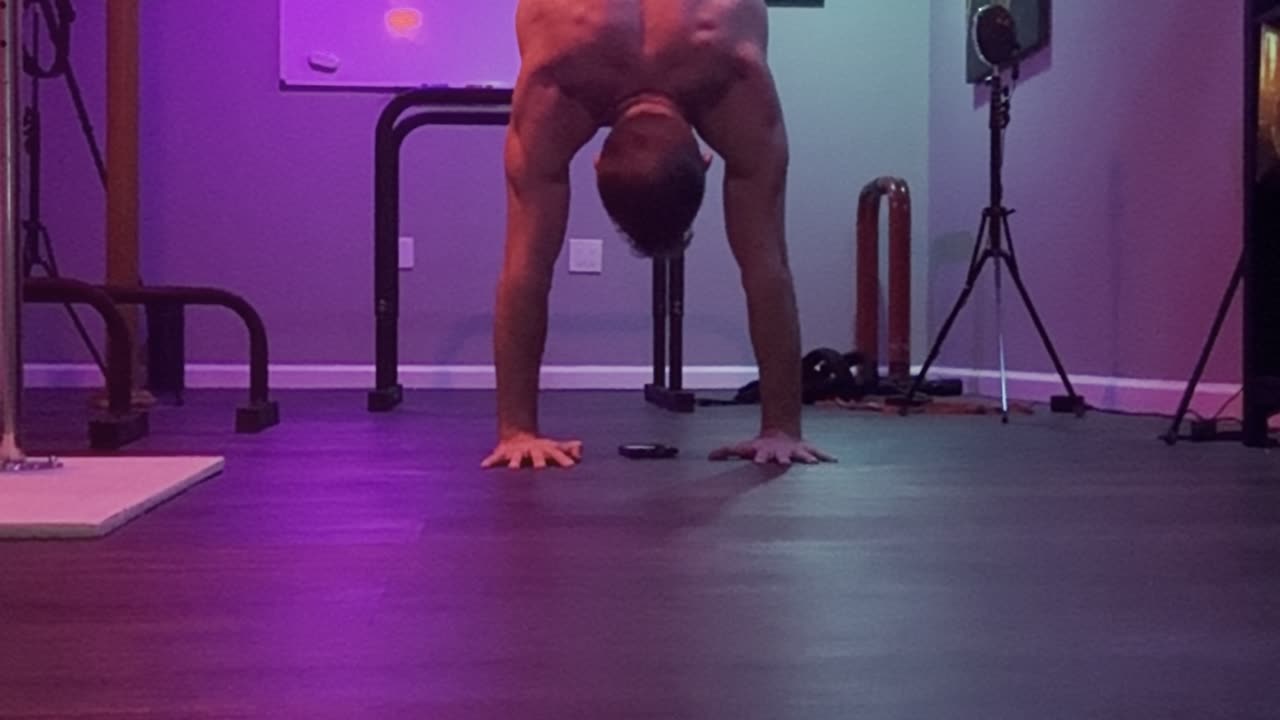 Chasing the 60-Second Handstand – Day 1
