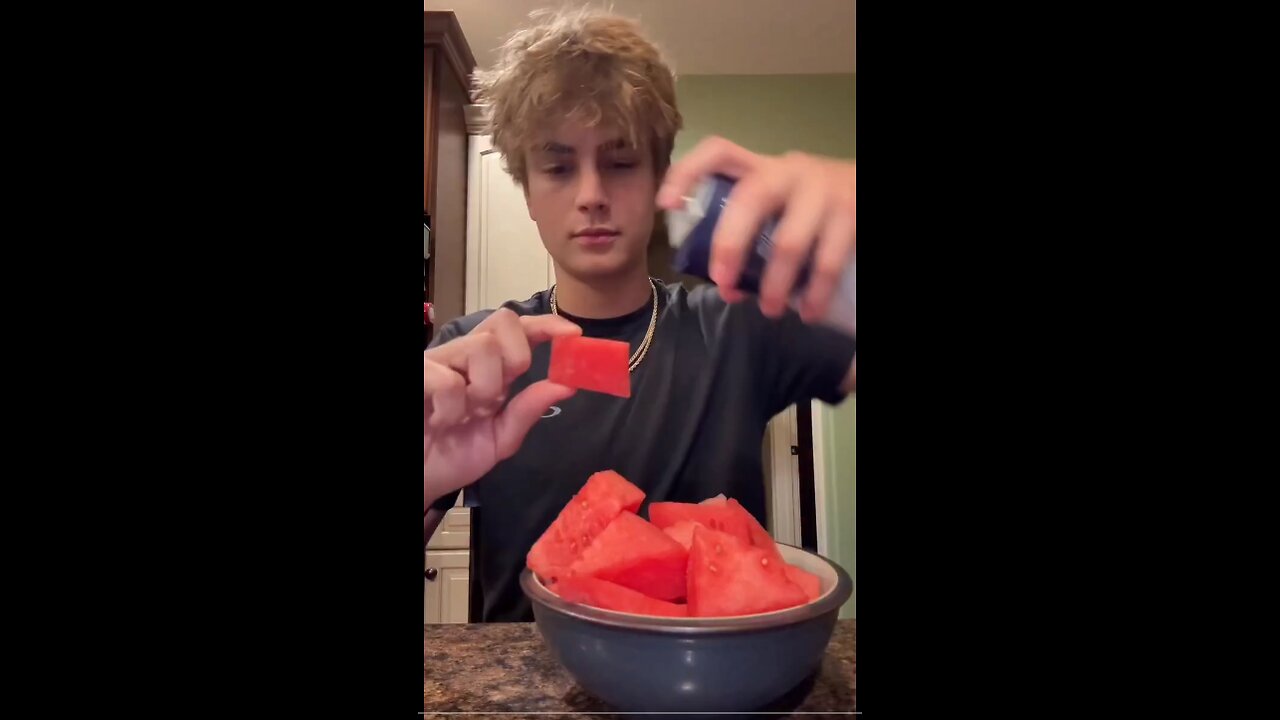 Did You Know Mixing Watermelon & Salt Will..?