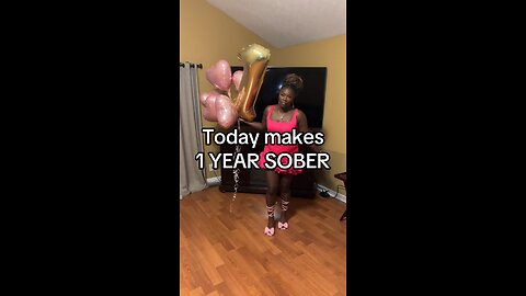 One year sober 💃🏽🙌🏾🙏🏾🎉🥳🎊 #praisebreak