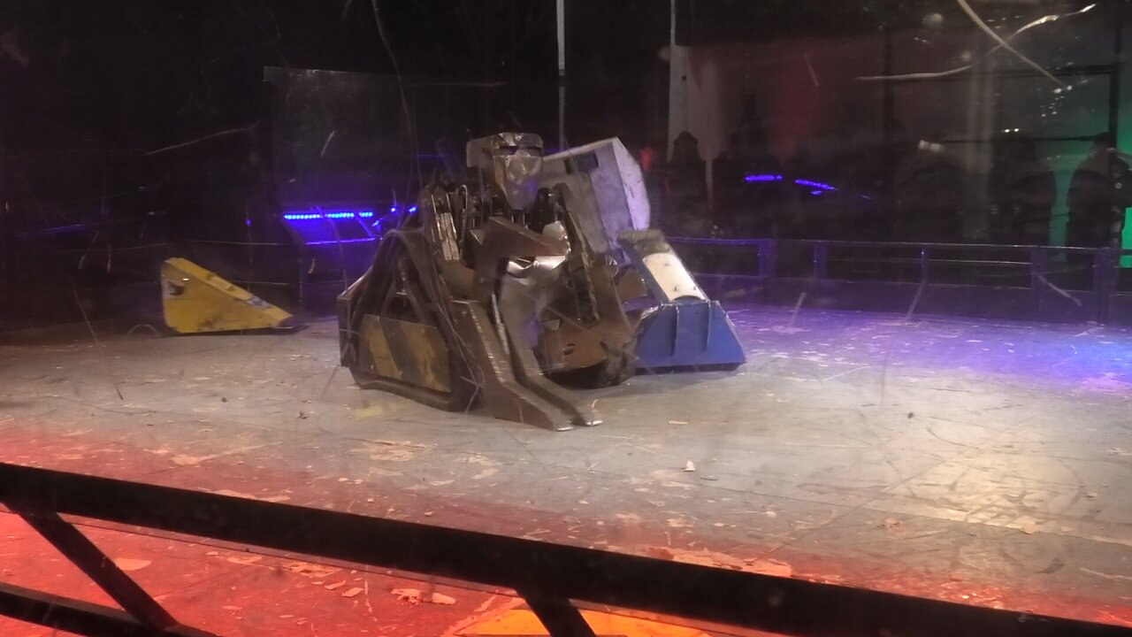 Robots Live Maidenhead 2025: Thor Vs Apollo Vs Iron Awe 5 Vs Manta