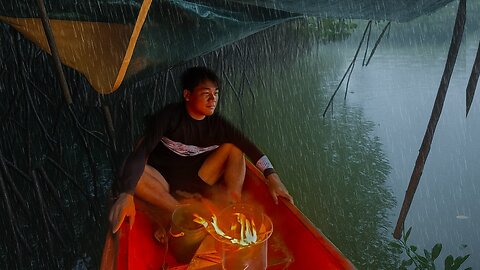Unique Boat Camping in the Mangroves: Rainy Day Cooking Adventure