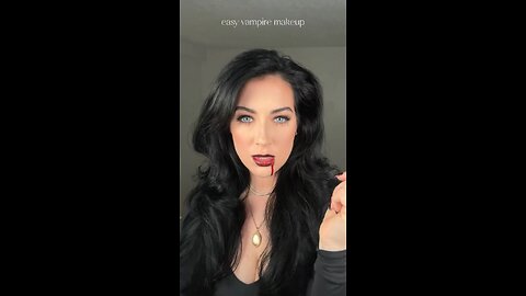 Edward Cullens new girlfriend