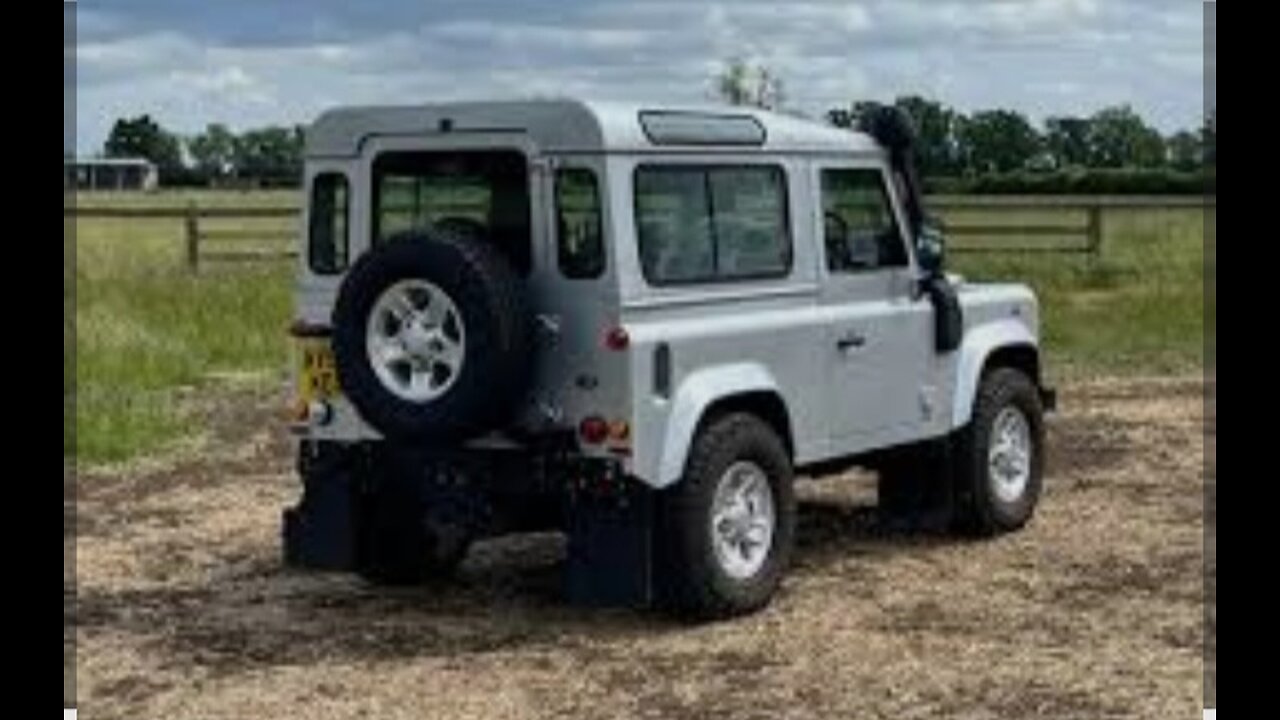 Starting to decorate Daves. September 2005