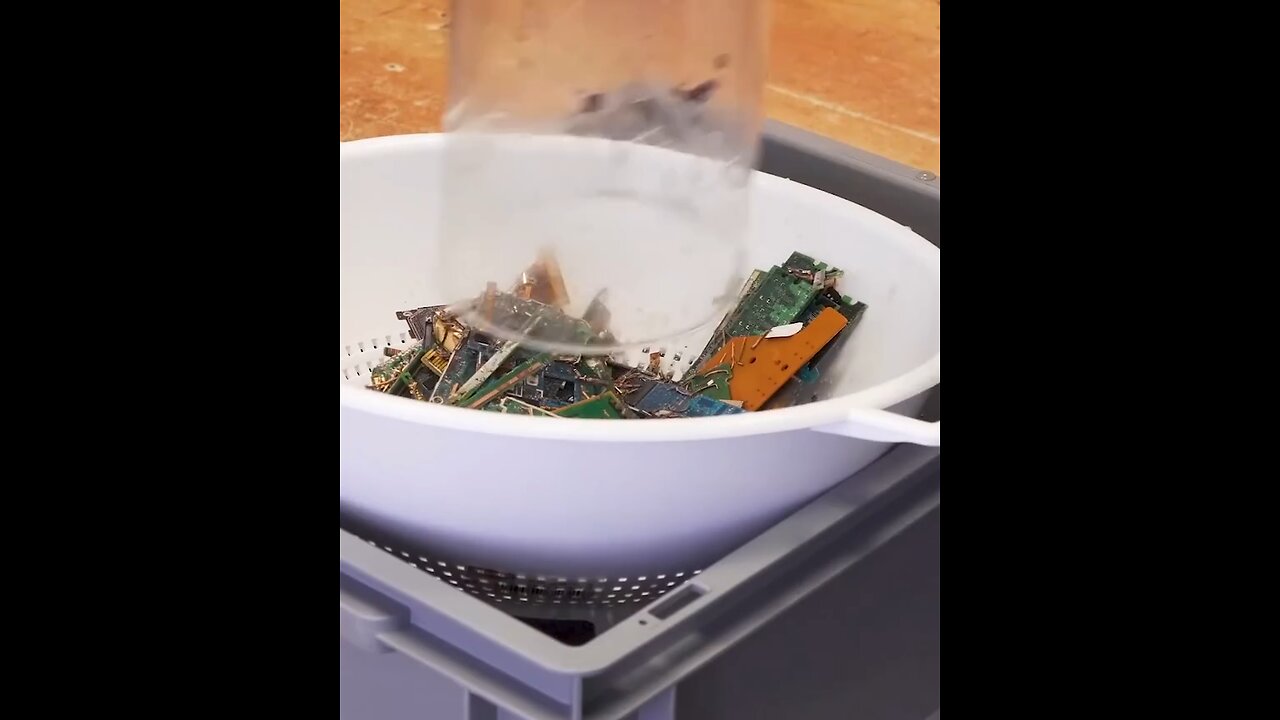 gold recovery in electronic items boards