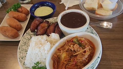MEAL OF THE DAY DEDICATED TO CAFE PIQUE OWNER