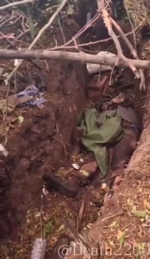 Russian Soldier Continues to Support His Squad Long After Having Left