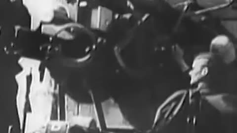 Warum machte die Flak 88 beim Abschuss ein Zischgeräusch 2 Weltkrieg