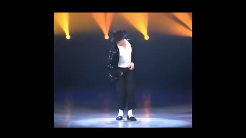 FLASHBACK FROM 1995 MTV MUSIC AWARDS w/ MICHAEL JACKSON