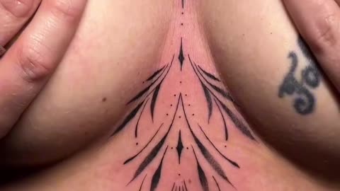 She Sat Through THIS – Sternum Tattoo