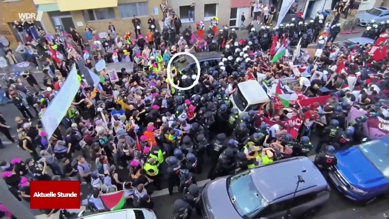 Polizeigewalt bei Rheinmetall-entwaffnen-Demo in Köln