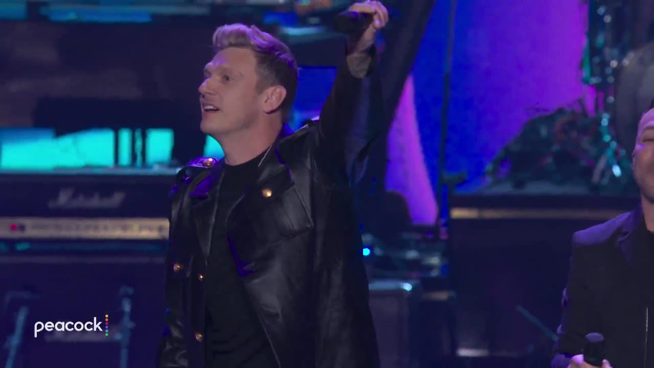 I Want It That Way (with The Roots) - Backstreet Boys (live)