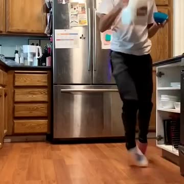 😂#Newfunnyvideo2025 #Viralfunnyvideos #trendingvideos #comedytime #bestreaction😂😂😂