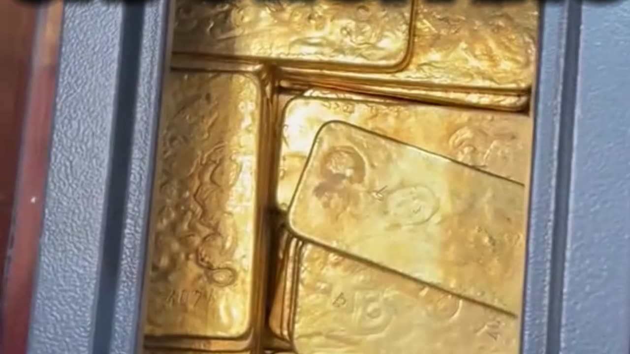 The Shocking Difference Between Trading And Investing😶