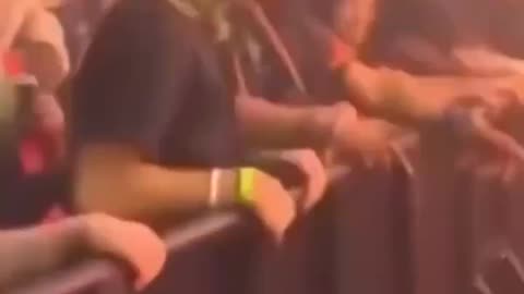 🤣🦖 Jurassic Concert? This is the Funniest Show Ever! | FunFM