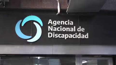 Argentinian police carry out raids in firms linked to a corruption scandal involving Milei's
